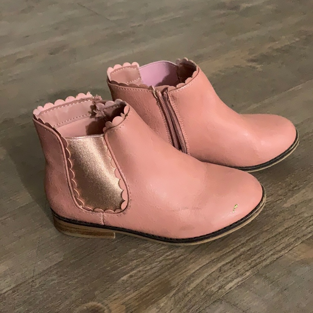 Girls Cat and Jack booties